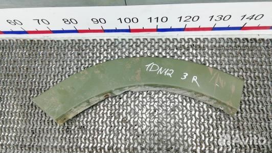 Молдинг крыла заднего правого mitsubishi pajero 4