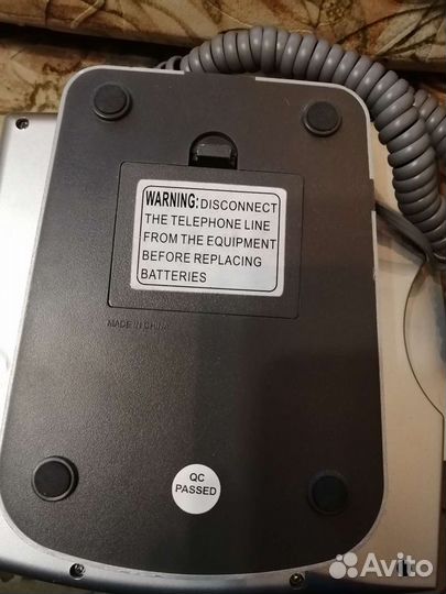 Проводной стационарный телефон