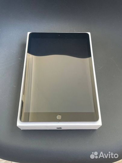 Планшет Apple iPad 8 10'2 2020 wi-fi 32 gb