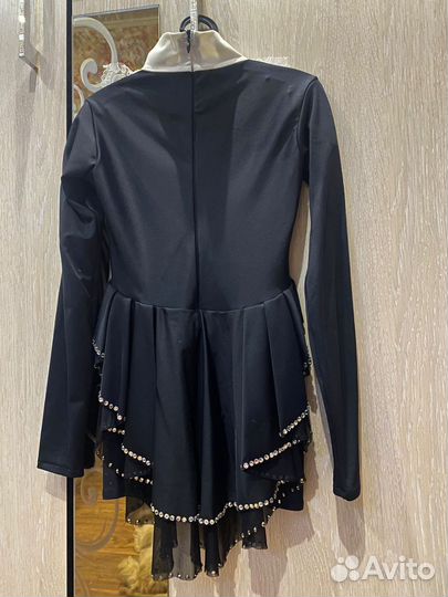 Костюм для фигурного катания девочки р. 128-140