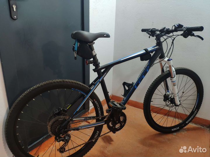 Горный велосипед GT avalanche 2.0