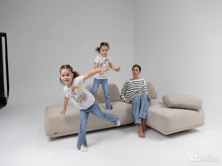 Диван прямои 4400х1700 мм