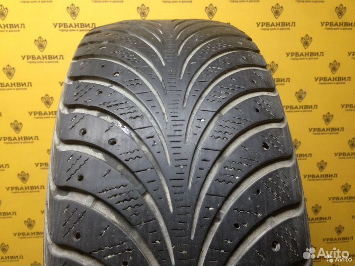 Goodyear UltraGrip Extreme 215/55 R16