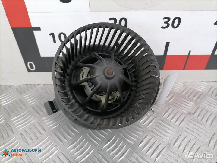 Моторчик печки Renault Megane 2 рест. 2007