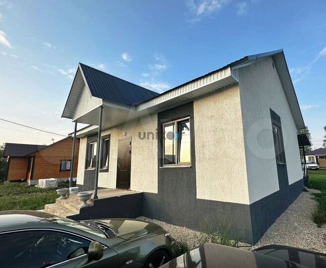 Дом 104,3 м² на участке 7,6 сот.