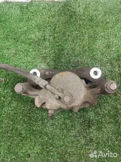 Суппорт передний правый Hyundai Getz хетчбек 3