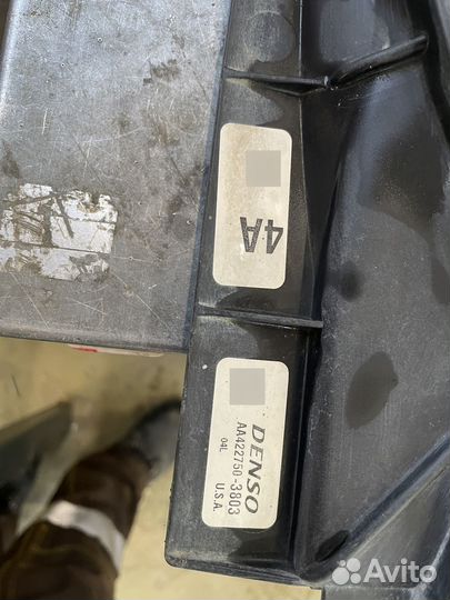 Диффузор тойота Венза 2009г