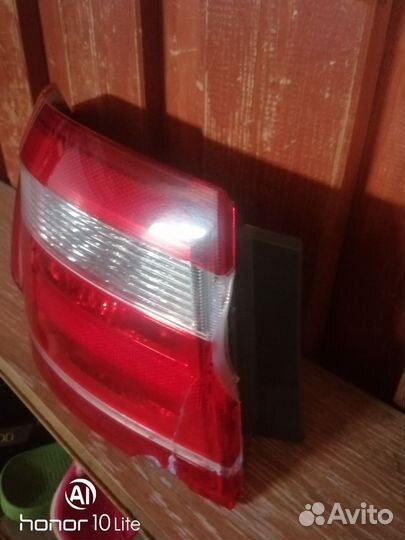 Фонарь веста левый угол