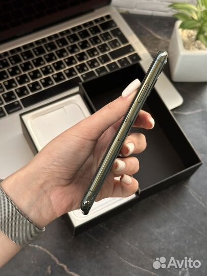 iPhone 11 Pro, 64 ГБ