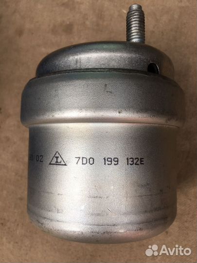 Продам опору двигателя т4