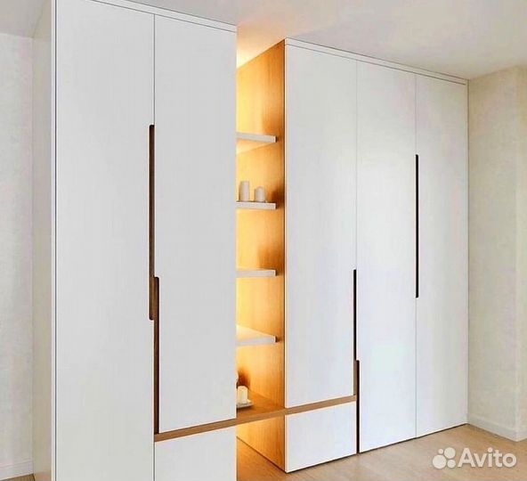 Гардеробная на заказ двери распашные