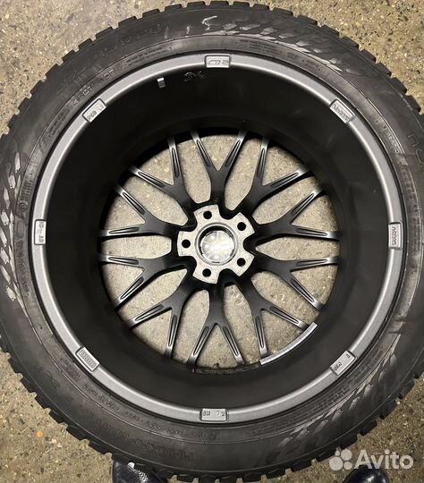 Зимняя резина 255/45 R20 на дисках 5x112,J8,ET35