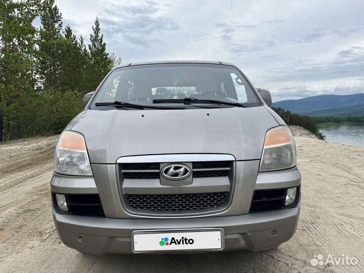 Hyundai Starex 2.5 AT, 2004, 374 444 км