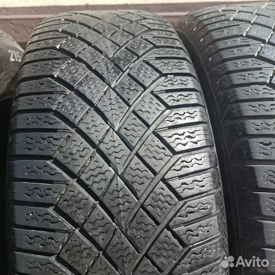 Continental ContiVikingContact 7 215/65 R17