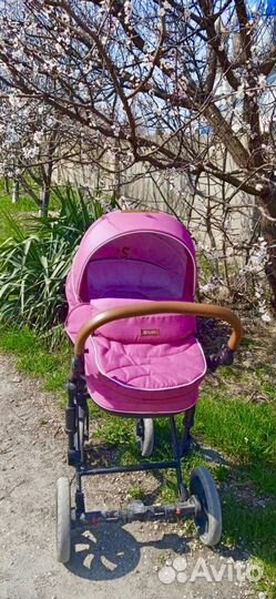 Продам детскую коляску 2 в1