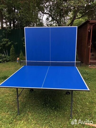 Теннисный стол