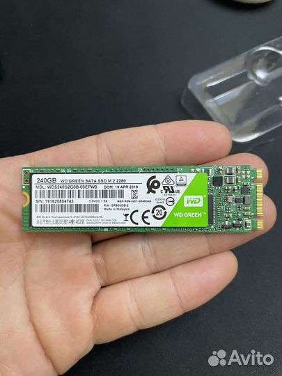 WD green SATA SSD M.2 (2280)