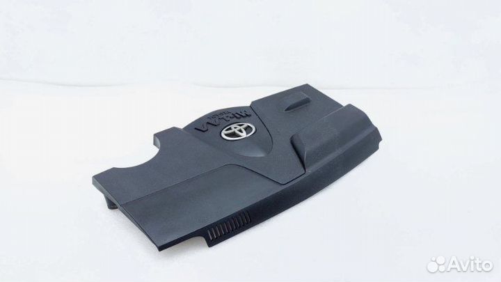 Б/У Крышка двигателя Состояние хорошее, оригинал