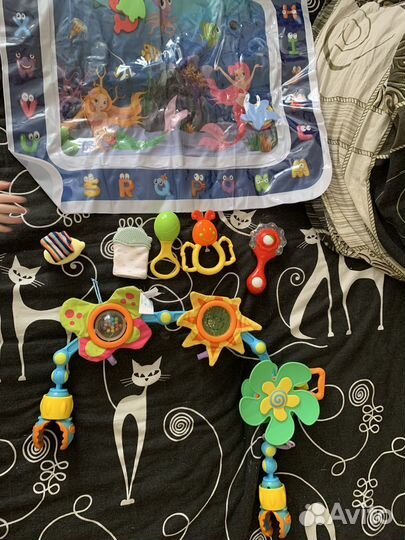 Игрушки для новорожденных