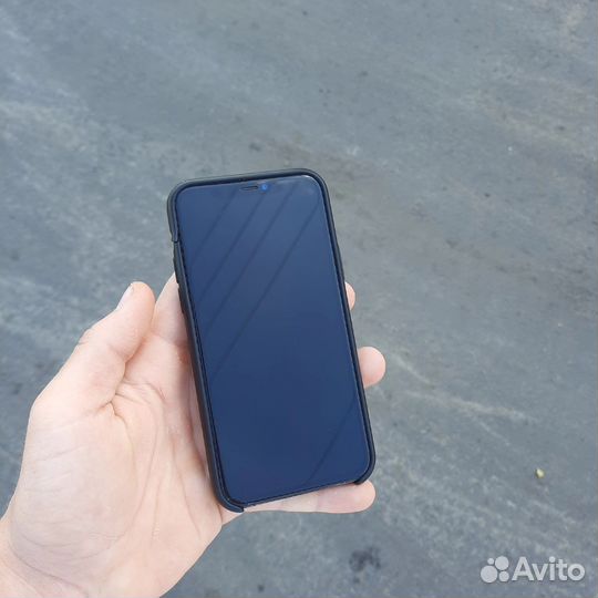 Телефон iPhone 11pro