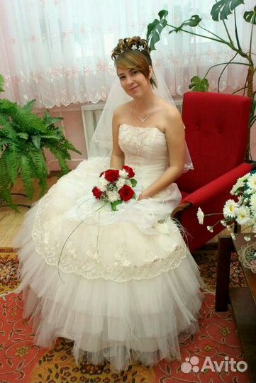 Свадебное платье