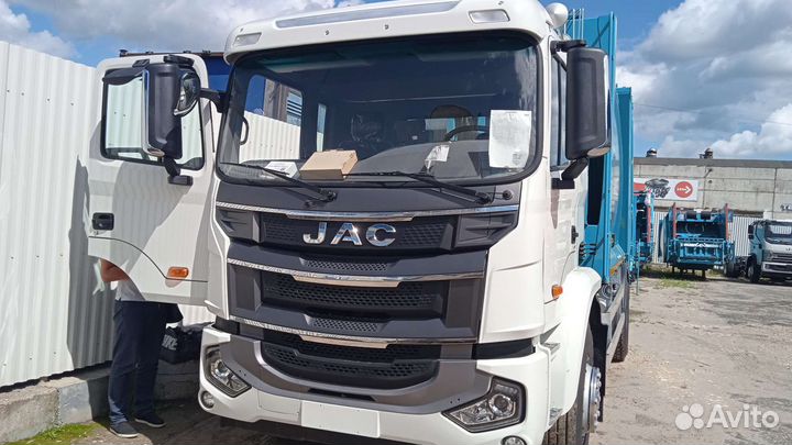 Водитель перегонщик грузовых автомашин