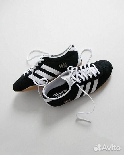 Adidas Tokyo Black and white