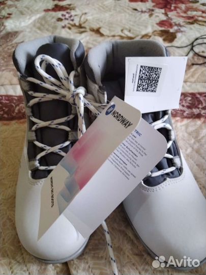 Ботинки на лыжи 36 размер