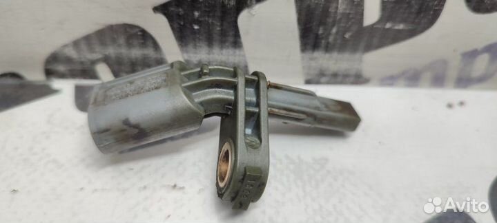Датчик ABS задний правый Audi Q7 4LB BAR