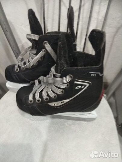 Коньки хоккейные ссм