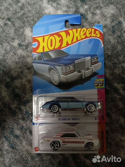 Лот машинок hot wheels 8 шт