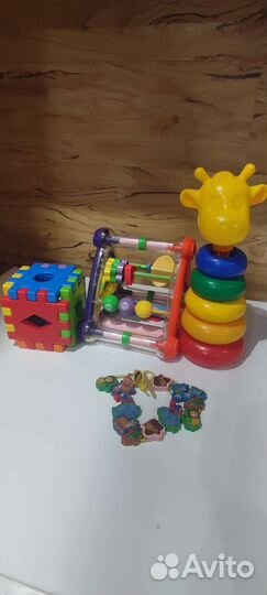 Развивающие игрушки