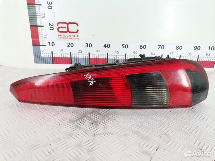 Фонарь задний правый Ford Fiesta 5 2003 1251792