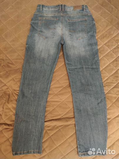 Джинсы новые