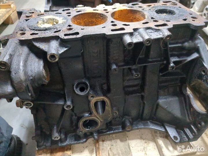 Блок цилиндров Opel Vivaro M9R 780, M9R 782, M9R 784, M9R 786, M9R 788 2 Дизель, 2008