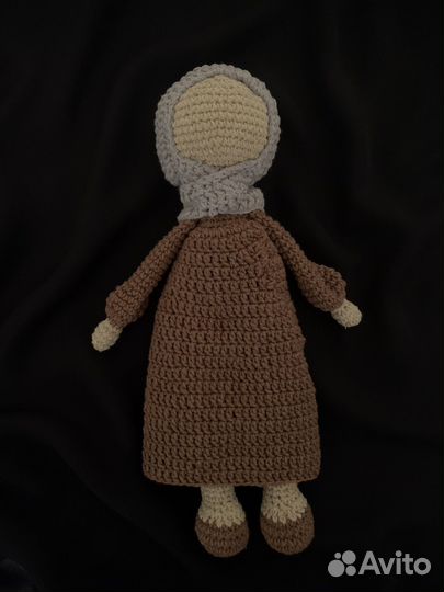Вязанная кукла