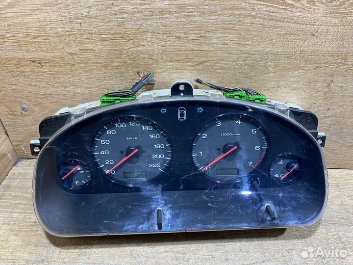 Панель приборов Subaru Legacy B12 бензин 112857