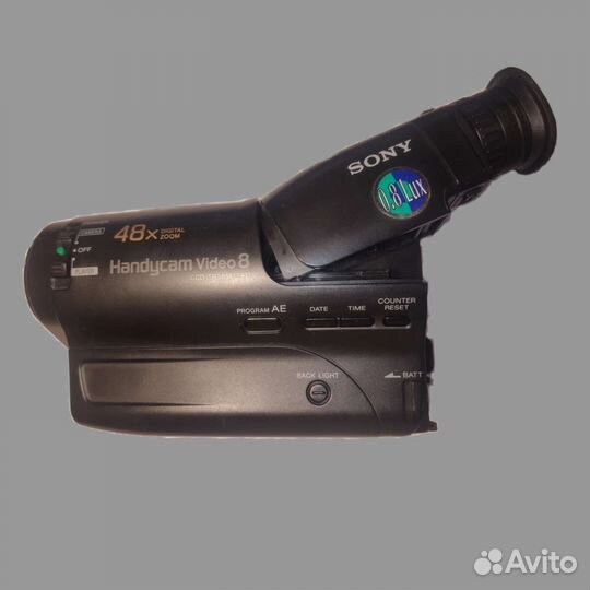 Видеокамера sony Handycam Video8 CCD-TR385E PAL