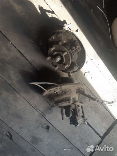 Бортовые редуктора луаз. Задний редуктор