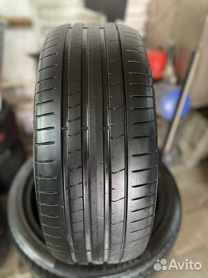 Pirelli P Zero 245/40 R20 и 275/35 R20 99Y
