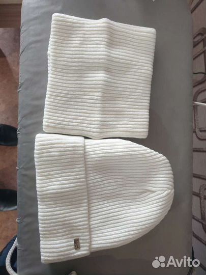 Женская шапка и снуд