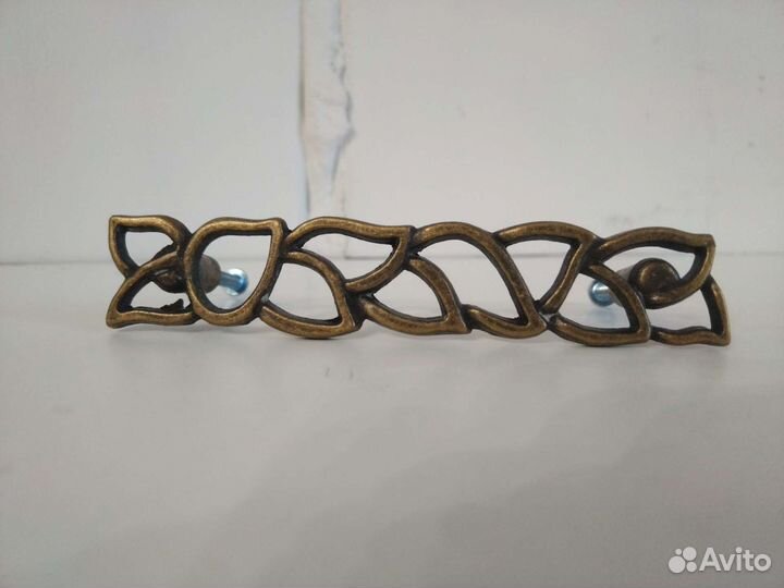 Мебельные ручки