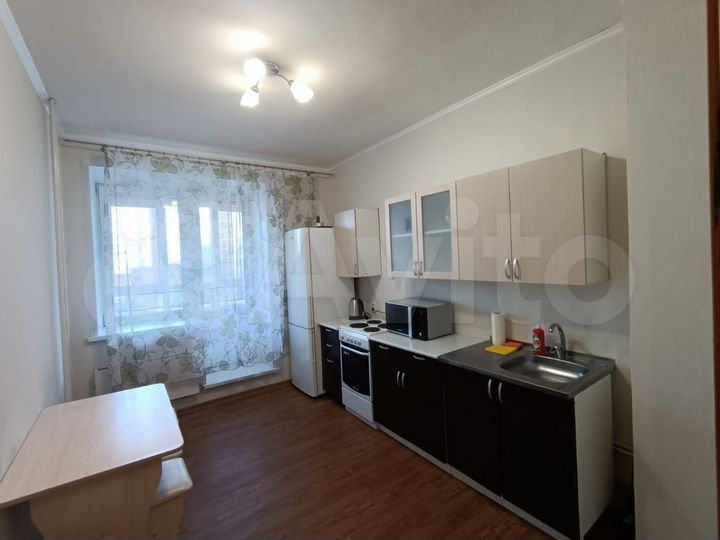 1-к. квартира, 50 м², 2/10 эт.