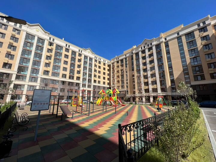 3-к. квартира, 83,3 м², 2/8 эт.