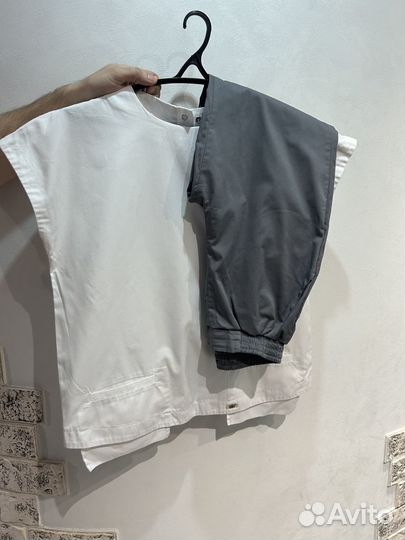 Продам медицинский костюм