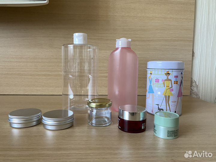 Косметические контейнеры