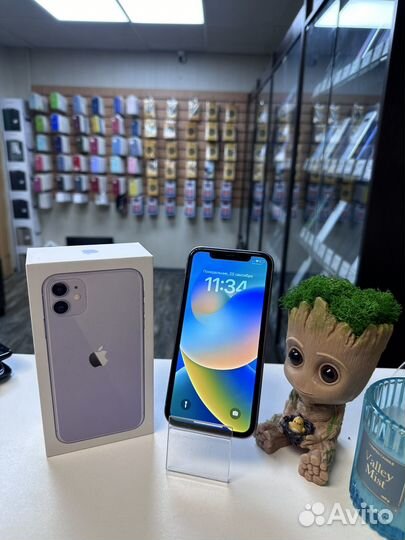 iPhone 11, 64 ГБ