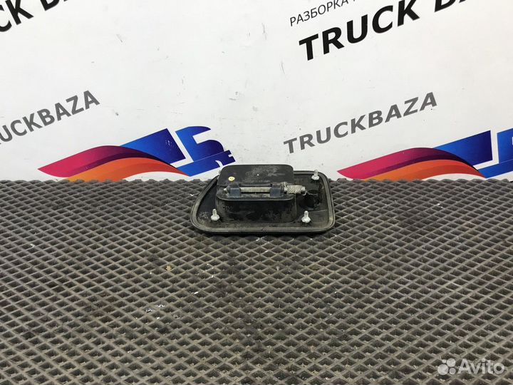 504215016 Ручка двери наружная правая