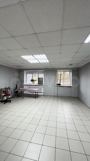 2-к. квартира, 60 м², 1/5 эт.