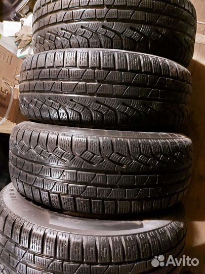 Pirelli Winter Sottozero 210 Serie II 225/60 R17 99H